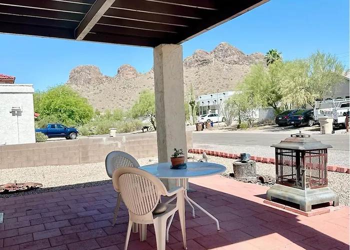 Peaceful Holiday home Gold Canyon